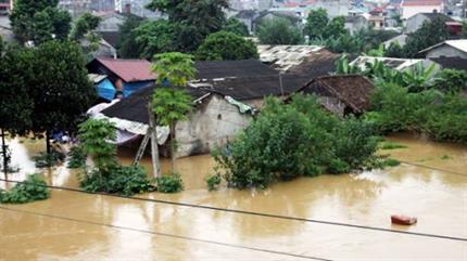 Tập đoàn Dầu khí Việt Nam hỗ trợ 5 tỷ đồng khắc phục thiệt hại do lũ lụt gây ra cho các tỉnh miền Trung