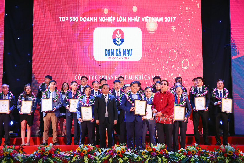 Đạm Cà Mau đạt TOP VNR500 năm 2017
