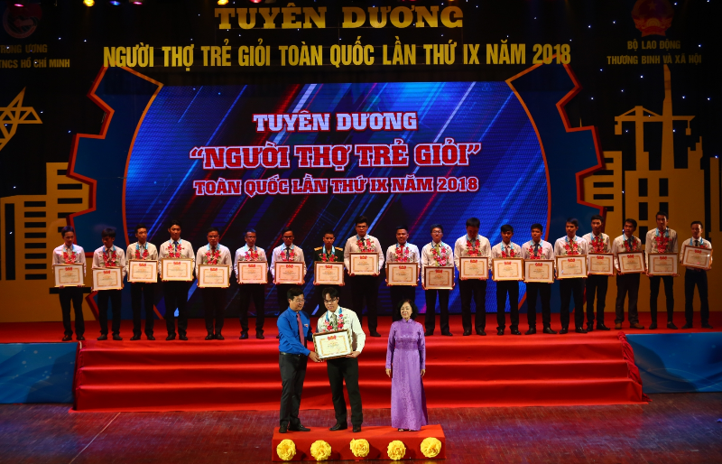 3 kỹ sư của Đạm Cà Mau được tuyên dương người thợ trẻ giỏi toàn quốc lần thứ IX