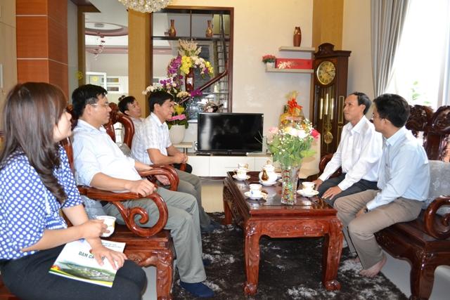 Đạm Cà Mau thăm hỏi khách hàng dịp đầu Xuân