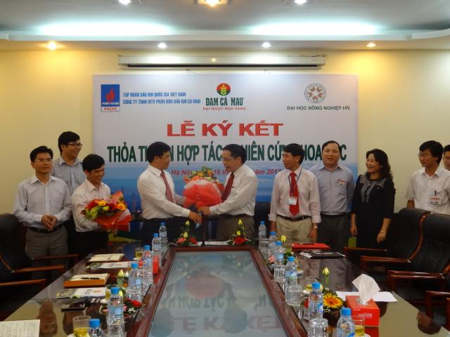 Phối hợp đẩy mạnh nghiên cứu khoa học, không ngừng cho ra đời các sản phẩm mới