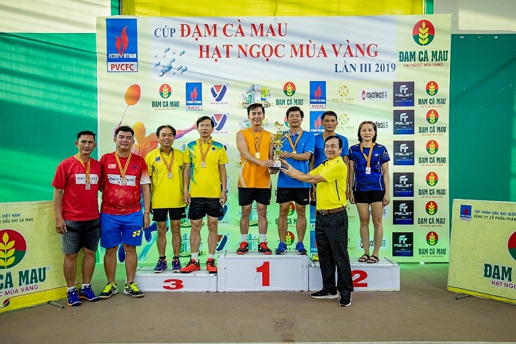 Bế mạc Giải cầu lông Cúp "Đạm Cà Mau – Hạt ngọc mùa vàng"