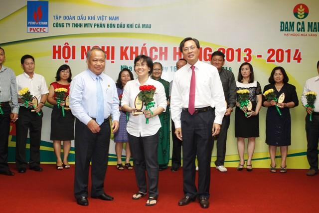 Hội nghị khách hàng Đạm Cà Mau 2013 - 2014