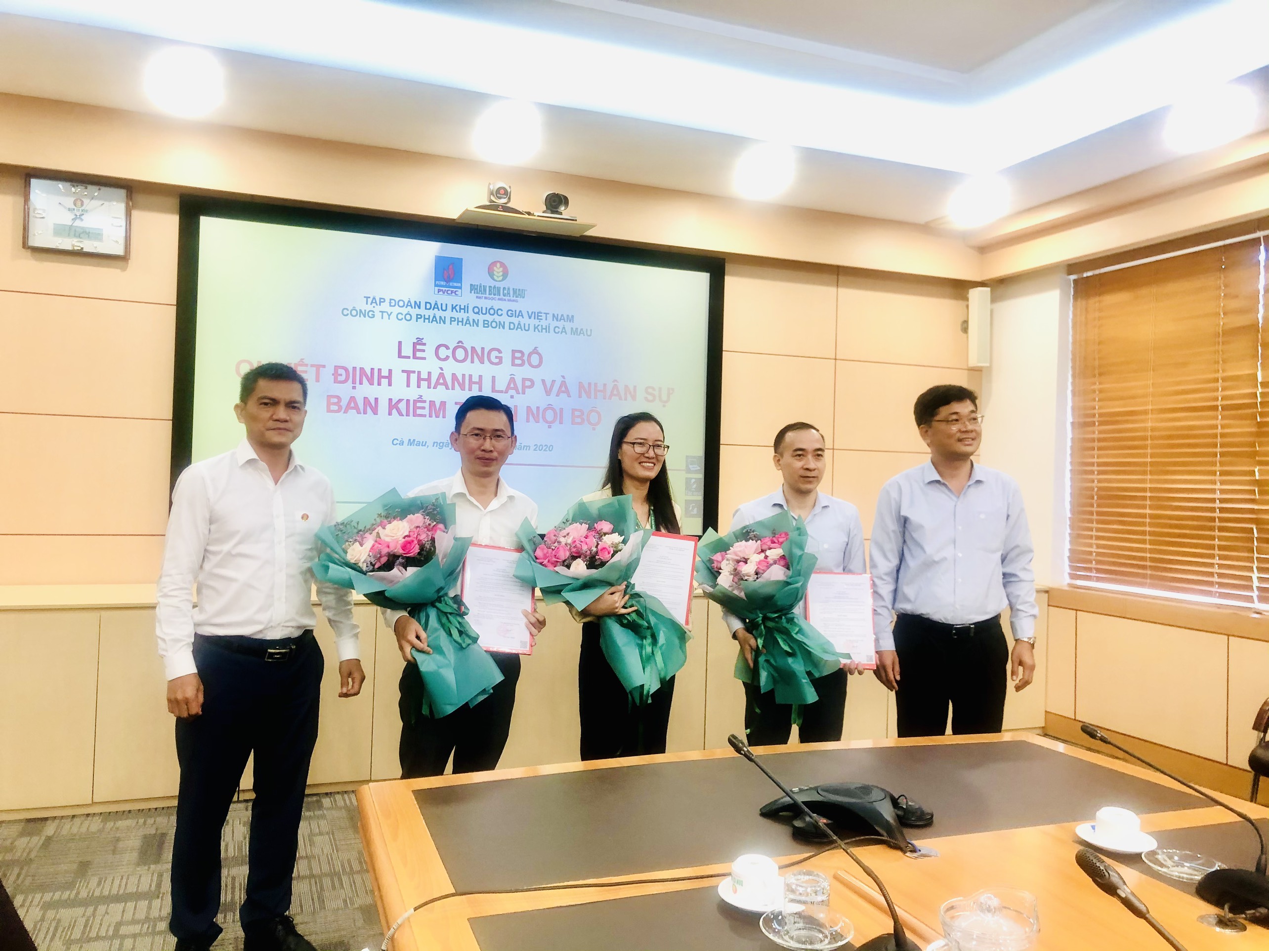 Lễ công bố trao quyết định thành lập và nhân sự Ban Kiểm toán Nội bộ PVCFC