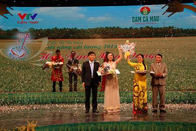 Tài năng tỏa sáng đêm chung kết Hạt Ngọc Mùa Vàng 2015