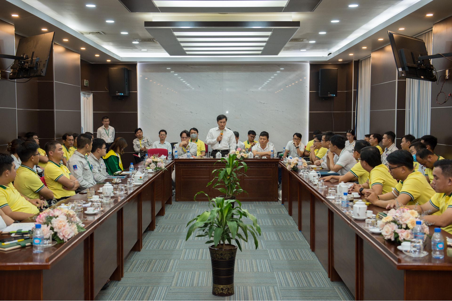 CBCNV nâng cao năng lực chuyên môn, cùng bà con phát triển bền vững