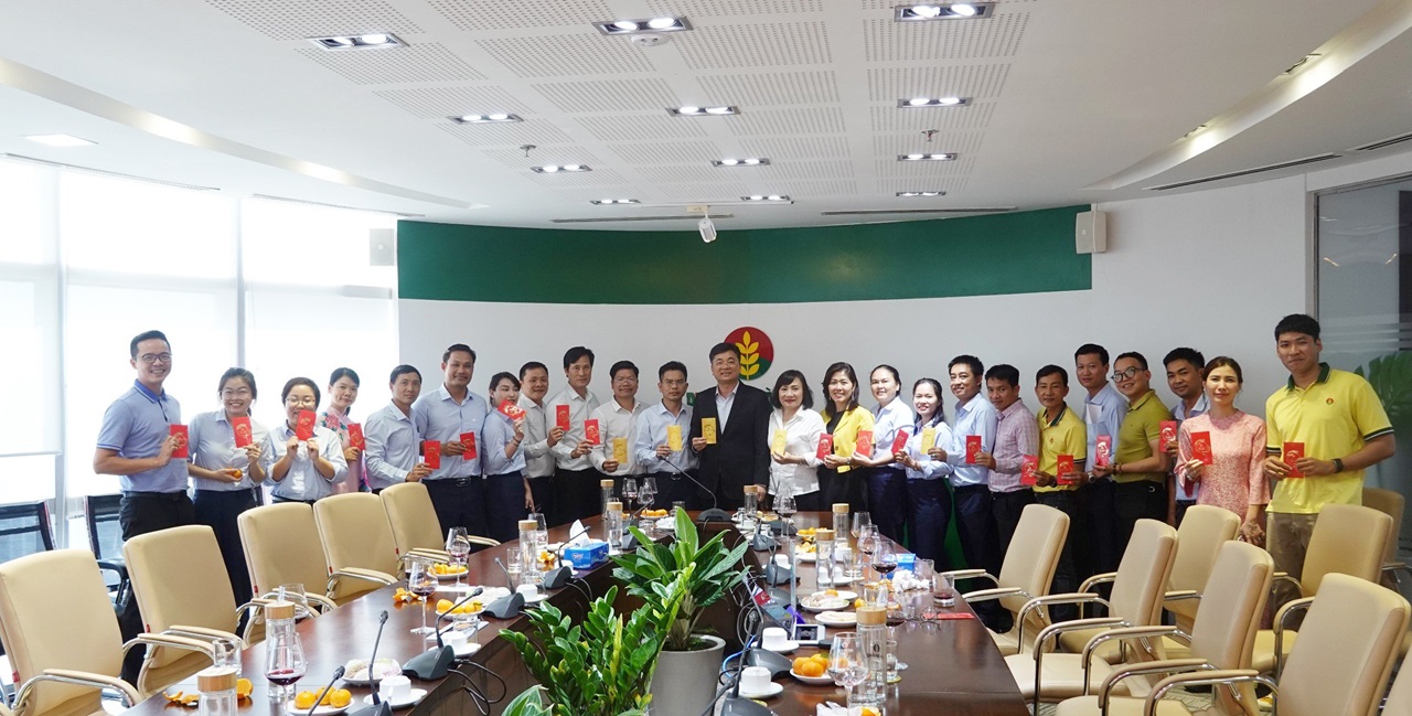 Phân Bón Cà Mau Gặp Mặt Đầu Năm Giáp Thìn 2024