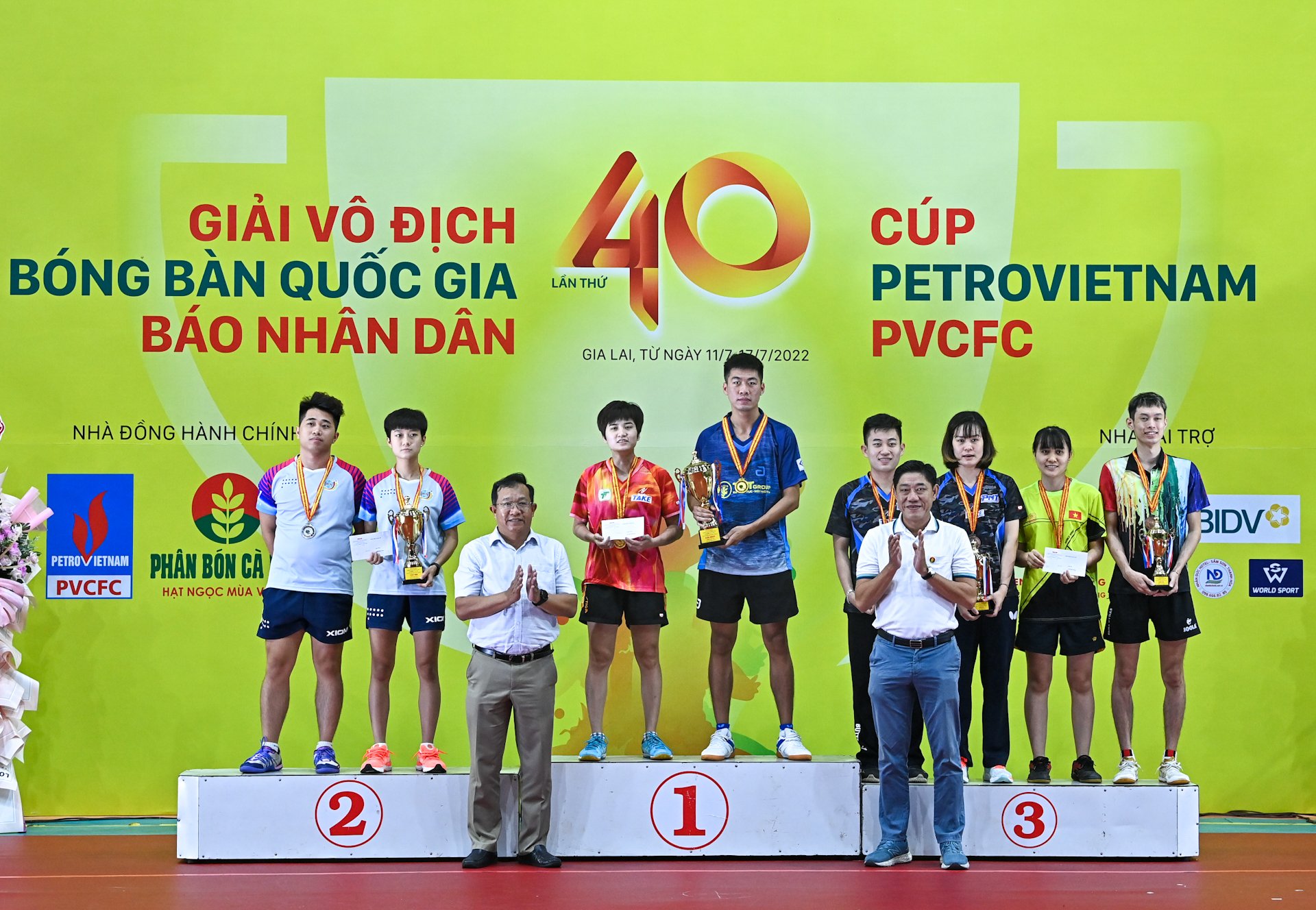 Kịch tính và bất ngờ tại Giải vô địch bóng bàn quốc gia Báo Nhân Dân năm 2022