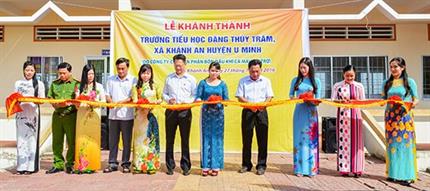 Chào mừng Kỷ niệm 20 năm Ngày tái lập tỉnh Cà Mau (1/1/1997 - 1/1/2017): Đạm Cà Mau khánh thành Trường Tiểu học Đặng Thùy Trâm